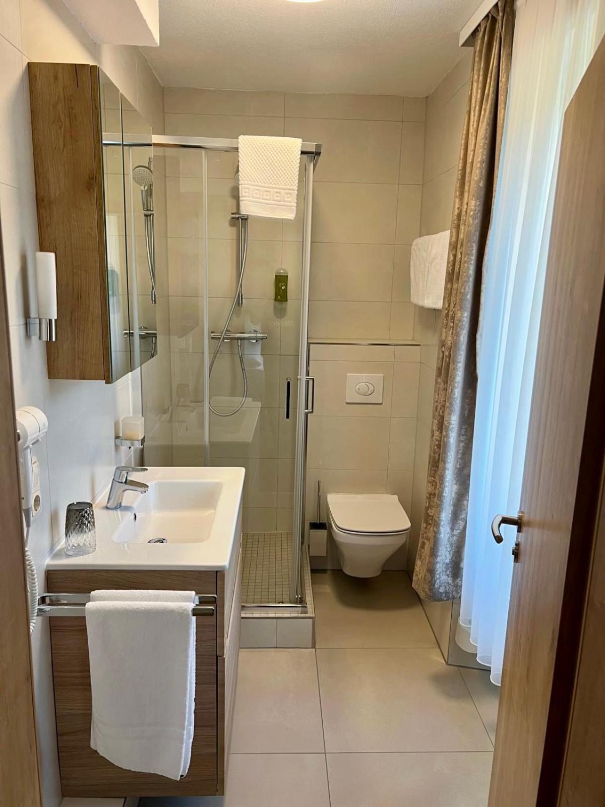 Hotel Restaurant Unikat Zeltingen-Rachtig Zewnętrze zdjęcie