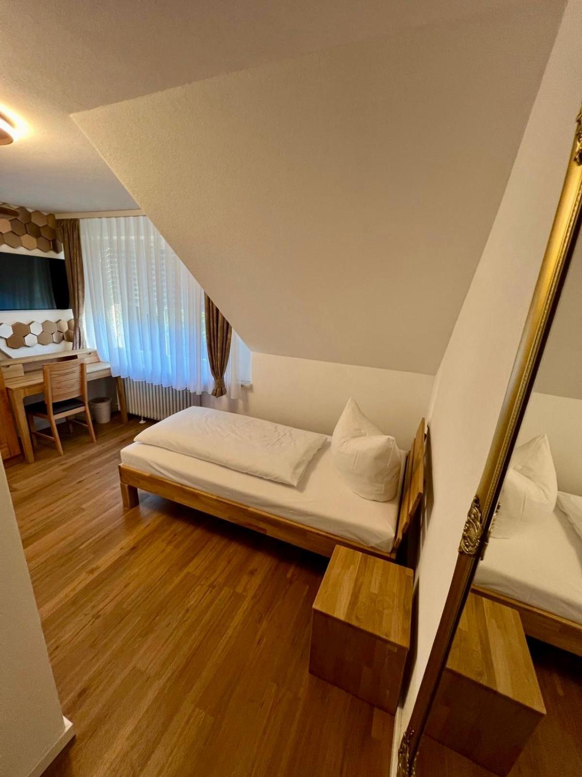 Hotel Restaurant Unikat Zeltingen-Rachtig Zewnętrze zdjęcie